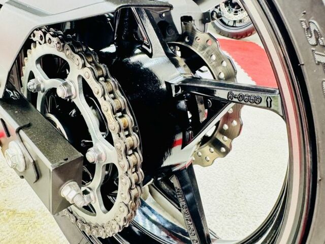 Кавасакі Ninja 400, об'ємом двигуна 0.4 л та пробігом 0 тис. км за 5600 $, фото 11 на Automoto.ua