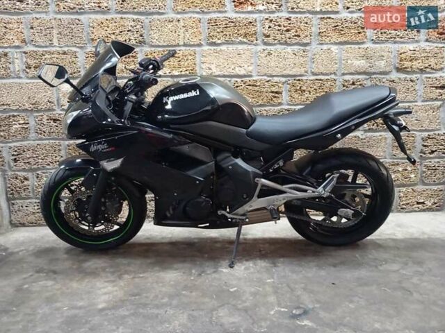 Кавасаки Ninja 400, объемом двигателя 0 л и пробегом 28 тыс. км за 3600 $, фото 1 на Automoto.ua