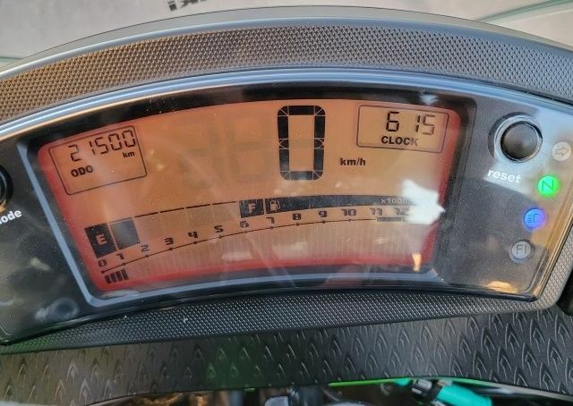 Кавасакі Ninja 400, об'ємом двигуна 0.4 л та пробігом 0 тис. км за 3900 $, фото 16 на Automoto.ua