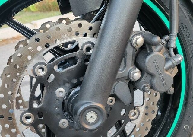 Кавасакі Ninja 400, об'ємом двигуна 0.4 л та пробігом 0 тис. км за 3900 $, фото 12 на Automoto.ua