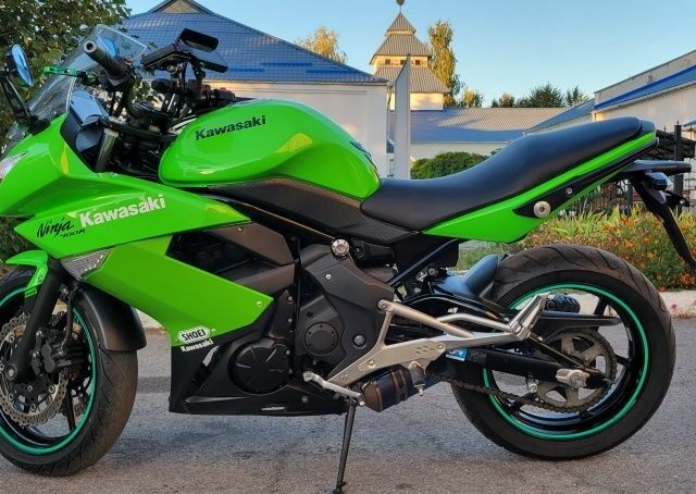 Кавасакі Ninja 400, об'ємом двигуна 0.4 л та пробігом 0 тис. км за 3900 $, фото 6 на Automoto.ua