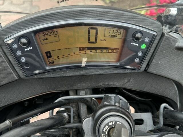 Кавасаки Ninja 400, объемом двигателя 0.4 л и пробегом 0 тыс. км за 3900 $, фото 11 на Automoto.ua
