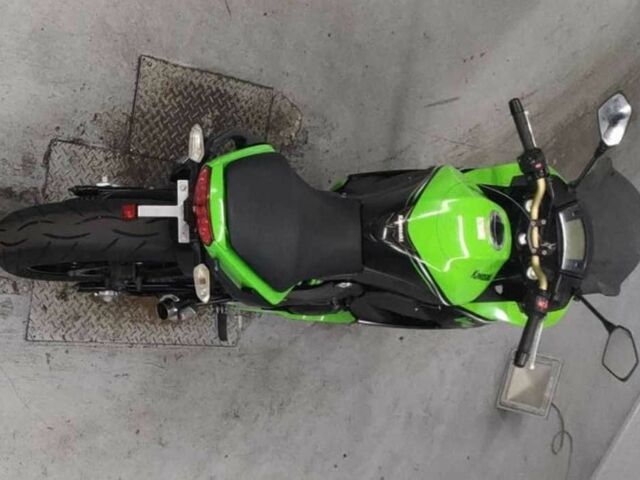 Кавасаки Ninja 400, объемом двигателя 0.4 л и пробегом 0 тыс. км за 3900 $, фото 6 на Automoto.ua