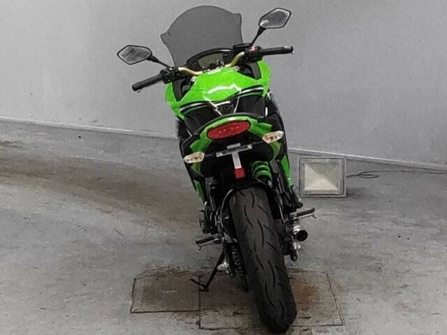 Кавасаки Ninja 400, объемом двигателя 0.4 л и пробегом 0 тыс. км за 3900 $, фото 5 на Automoto.ua