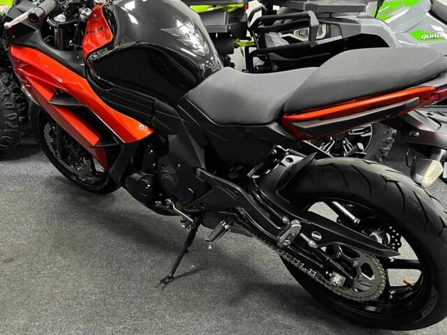 Кавасаки Ninja 400, объемом двигателя 0.4 л и пробегом 0 тыс. км за 4800 $, фото 8 на Automoto.ua