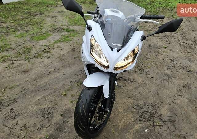 Кавасаки Ninja 400, объемом двигателя 0 л и пробегом 1 тыс. км за 4550 $, фото 9 на Automoto.ua