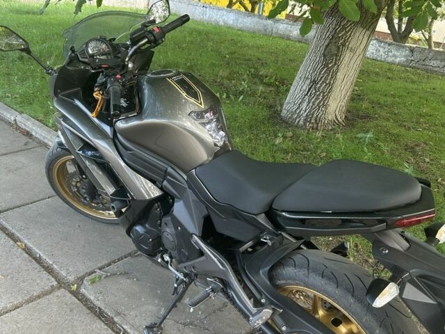 Кавасаки Ninja 400, объемом двигателя 0.4 л и пробегом 0 тыс. км за 5000 $, фото 5 на Automoto.ua