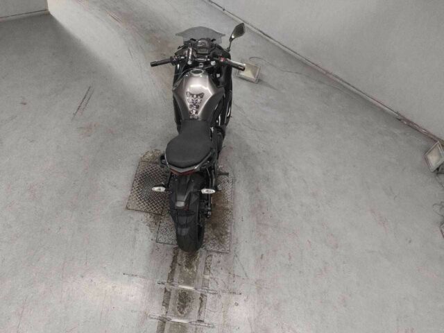 Кавасаки Ninja 400, объемом двигателя 0.4 л и пробегом 0 тыс. км за 4900 $, фото 4 на Automoto.ua