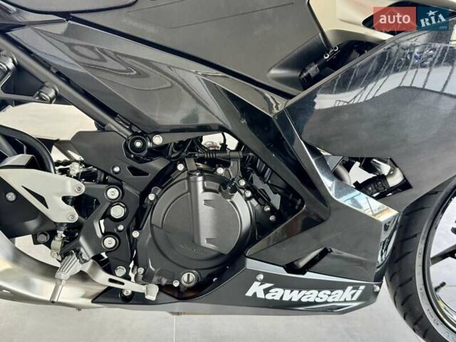 Кавасаки Ninja 400, объемом двигателя 0.4 л и пробегом 6 тыс. км за 5499 $, фото 7 на Automoto.ua