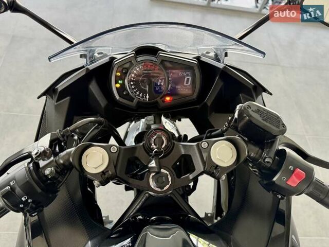 Кавасаки Ninja 400, объемом двигателя 0.4 л и пробегом 6 тыс. км за 5499 $, фото 13 на Automoto.ua