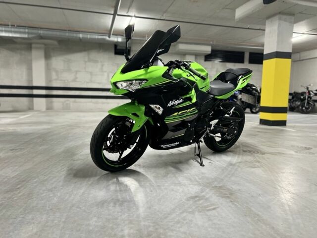 Кавасакі Ninja 400, об'ємом двигуна 0.4 л та пробігом 0 тис. км за 5800 $, фото 1 на Automoto.ua
