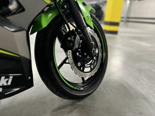 Кавасакі Ninja 400, об'ємом двигуна 0.4 л та пробігом 0 тис. км за 5800 $, фото 6 на Automoto.ua
