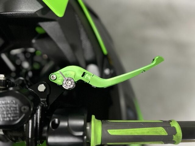 Кавасакі Ninja 400, об'ємом двигуна 0.4 л та пробігом 0 тис. км за 5800 $, фото 2 на Automoto.ua