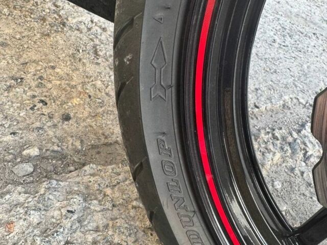 Кавасаки Ninja 400, объемом двигателя 0.4 л и пробегом 0 тыс. км за 5800 $, фото 10 на Automoto.ua