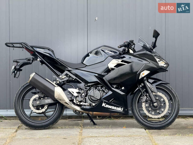 Кавасаки Ninja 400, объемом двигателя 0.4 л и пробегом 13 тыс. км за 5500 $, фото 2 на Automoto.ua