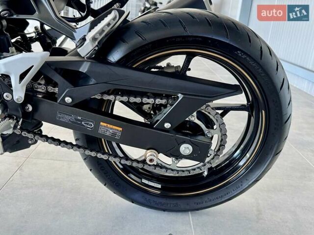 Кавасакі Ninja 400, об'ємом двигуна 0.4 л та пробігом 29 тис. км за 5399 $, фото 10 на Automoto.ua