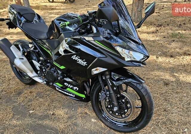 Кавасаки Ninja 400, объемом двигателя 0 л и пробегом 10 тыс. км за 5900 $, фото 25 на Automoto.ua