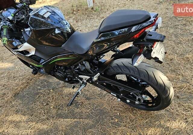 Кавасаки Ninja 400, объемом двигателя 0 л и пробегом 10 тыс. км за 5800 $, фото 23 на Automoto.ua