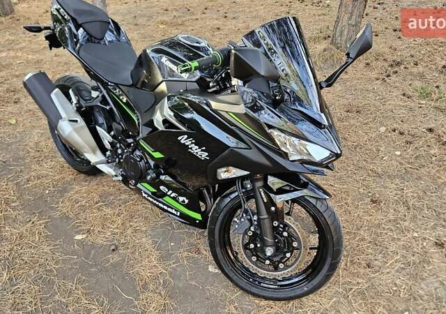 Кавасаки Ninja 400, объемом двигателя 0 л и пробегом 10 тыс. км за 5900 $, фото 38 на Automoto.ua