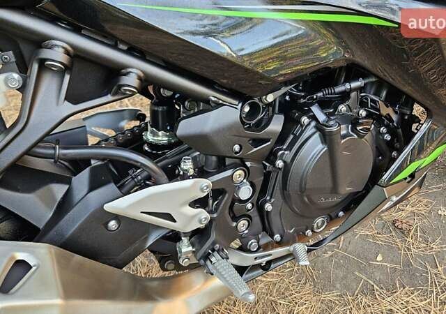 Кавасаки Ninja 400, объемом двигателя 0 л и пробегом 10 тыс. км за 5800 $, фото 30 на Automoto.ua
