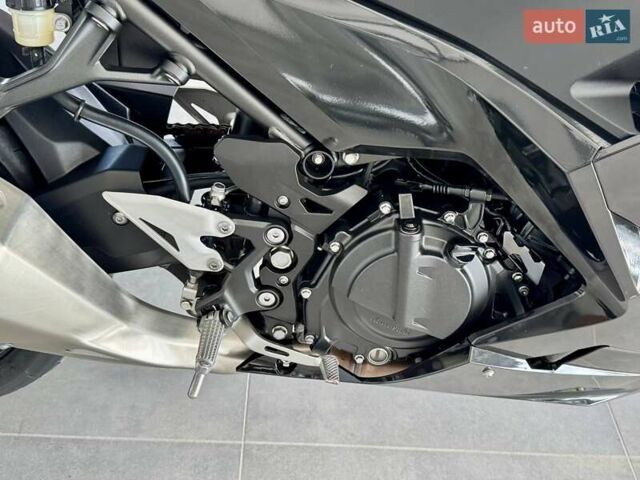 Кавасакі Ninja 400, об'ємом двигуна 0.4 л та пробігом 19 тис. км за 5399 $, фото 7 на Automoto.ua