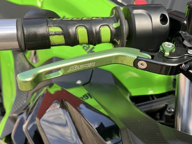 Кавасаки Ninja 400, объемом двигателя 0.4 л и пробегом 0 тыс. км за 5600 $, фото 8 на Automoto.ua