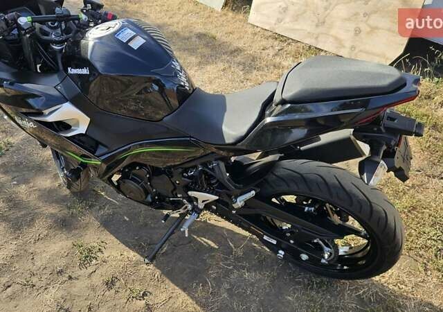 Кавасаки Ninja 400, объемом двигателя 0 л и пробегом 10 тыс. км за 5900 $, фото 1 на Automoto.ua