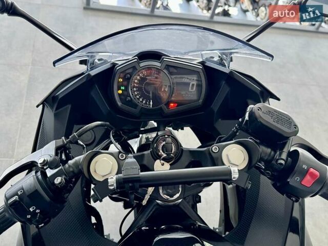 Кавасакі Ninja 400, об'ємом двигуна 0.4 л та пробігом 19 тис. км за 5399 $, фото 12 на Automoto.ua