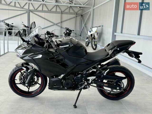 Кавасакі Ninja 400, об'ємом двигуна 0.4 л та пробігом 19 тис. км за 5399 $, фото 3 на Automoto.ua
