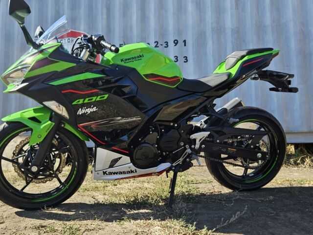 Кавасаки Ninja 400, объемом двигателя 0.4 л и пробегом 0 тыс. км за 6000 $, фото 2 на Automoto.ua