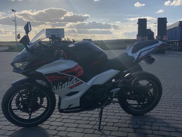 Кавасакі Ninja 400, об'ємом двигуна 0.4 л та пробігом 0 тис. км за 5364 $, фото 1 на Automoto.ua