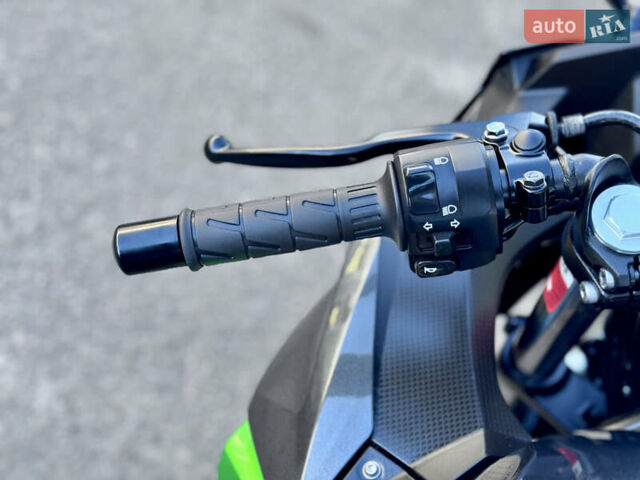 Кавасакі Ninja 400, об'ємом двигуна 0.4 л та пробігом 4 тис. км за 6500 $, фото 13 на Automoto.ua
