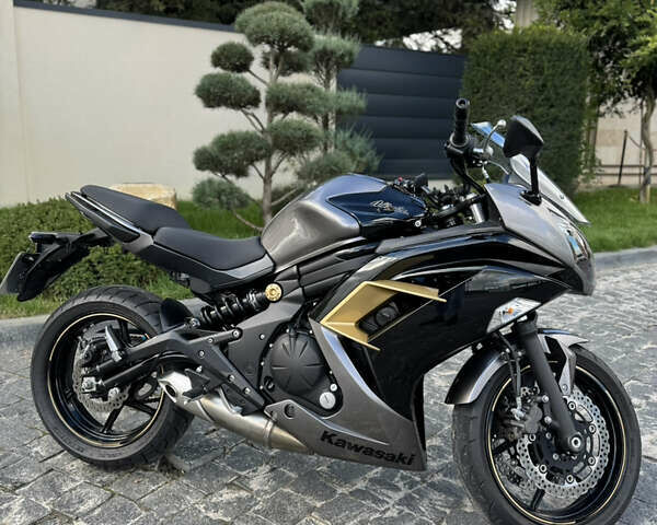 Серый Кавасаки Ninja 400, объемом двигателя 0.4 л и пробегом 16 тыс. км за 4400 $, фото 2 на Automoto.ua