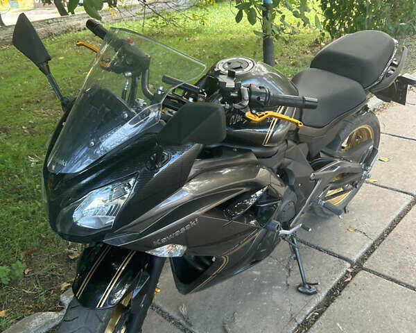 Серый Кавасаки Ninja 400, объемом двигателя 0.4 л и пробегом 21 тыс. км за 5000 $, фото 3 на Automoto.ua