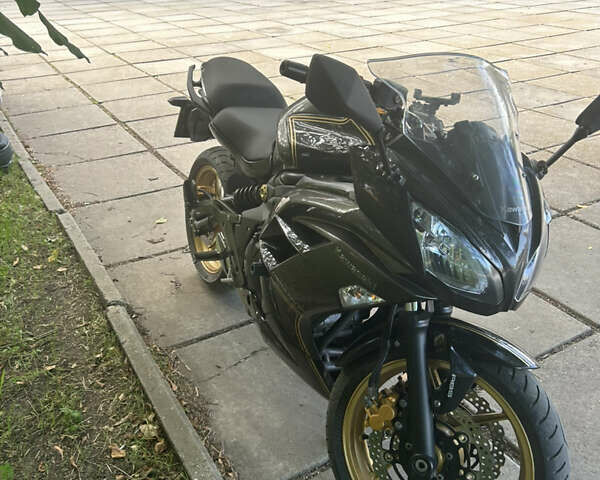 Серый Кавасаки Ninja 400, объемом двигателя 0.4 л и пробегом 21 тыс. км за 5000 $, фото 2 на Automoto.ua