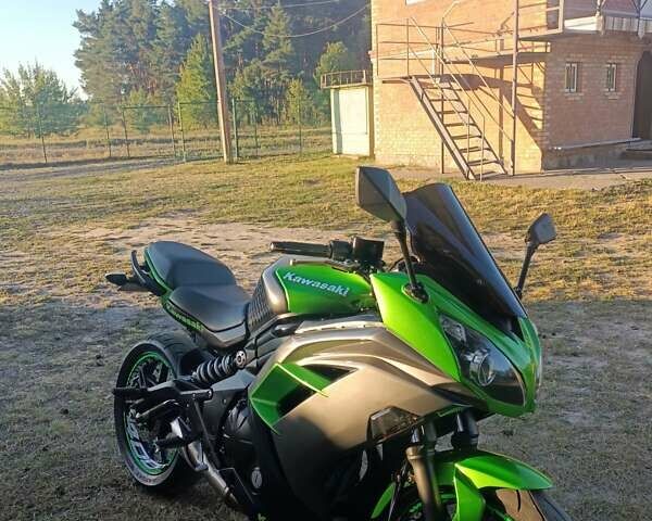 Серый Кавасаки Ninja 400, объемом двигателя 0.4 л и пробегом 15 тыс. км за 4300 $, фото 18 на Automoto.ua
