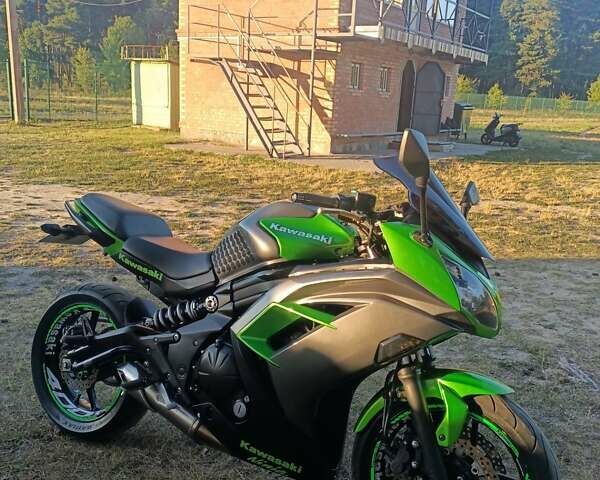 Серый Кавасаки Ninja 400, объемом двигателя 0.4 л и пробегом 15 тыс. км за 4300 $, фото 17 на Automoto.ua