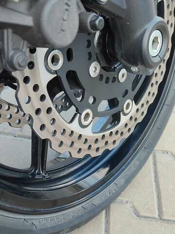 Серый Кавасаки Ninja 400, объемом двигателя 0 л и пробегом 15 тыс. км за 4400 $, фото 1 на Automoto.ua