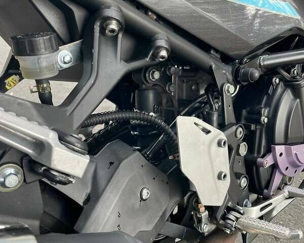 Серый Кавасаки Ninja 400, объемом двигателя 0.4 л и пробегом 15 тыс. км за 5700 $, фото 17 на Automoto.ua