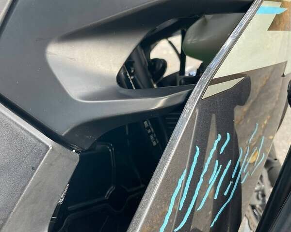 Серый Кавасаки Ninja 400, объемом двигателя 0.4 л и пробегом 15 тыс. км за 5700 $, фото 14 на Automoto.ua