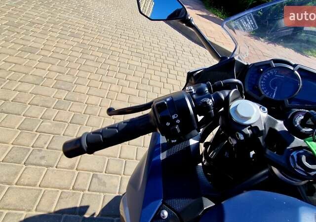 Синий Кавасаки Ninja 400, объемом двигателя 0.4 л и пробегом 26 тыс. км за 5400 $, фото 14 на Automoto.ua