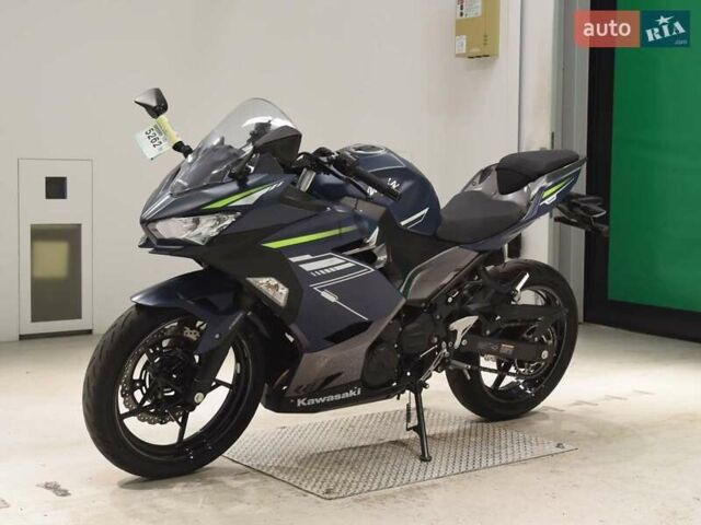 Синий Кавасаки Ninja 400, объемом двигателя 0.4 л и пробегом 26 тыс. км за 5400 $, фото 33 на Automoto.ua