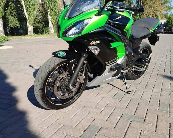 Зелений Кавасакі Ninja 400, об'ємом двигуна 0.4 л та пробігом 28 тис. км за 4500 $, фото 12 на Automoto.ua