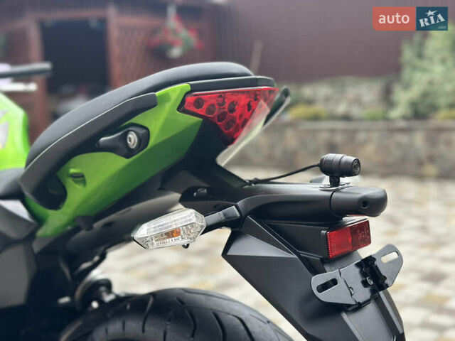 Зеленый Кавасаки Ninja 400, объемом двигателя 0.4 л и пробегом 22 тыс. км за 4300 $, фото 10 на Automoto.ua