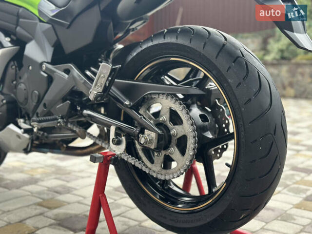 Зеленый Кавасаки Ninja 400, объемом двигателя 0.4 л и пробегом 22 тыс. км за 4300 $, фото 12 на Automoto.ua