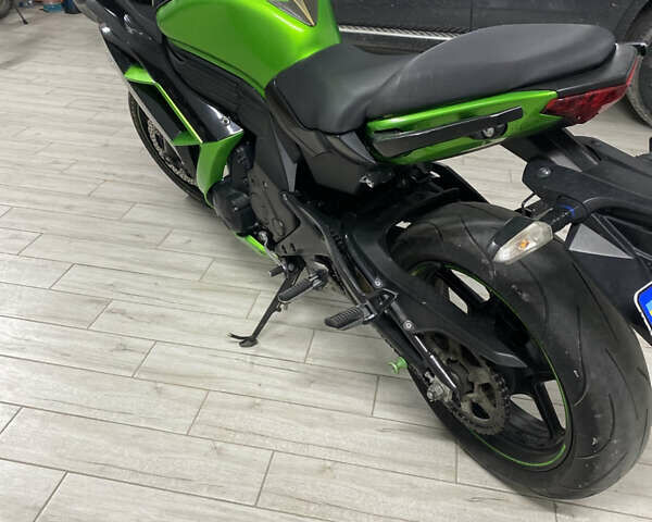 Зеленый Кавасаки Ninja 400, объемом двигателя 0.4 л и пробегом 27 тыс. км за 4150 $, фото 3 на Automoto.ua