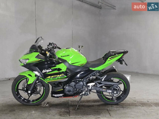 Зеленый Кавасаки Ninja 400, объемом двигателя 0.4 л и пробегом 27 тыс. км за 5100 $, фото 13 на Automoto.ua