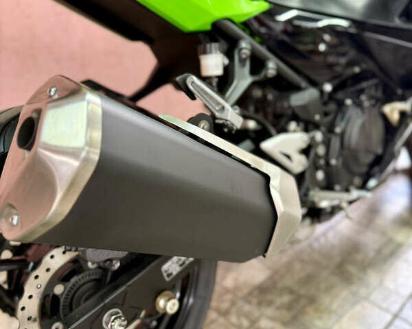 Зеленый Кавасаки Ninja 400, объемом двигателя 0.4 л и пробегом 27 тыс. км за 5100 $, фото 9 на Automoto.ua