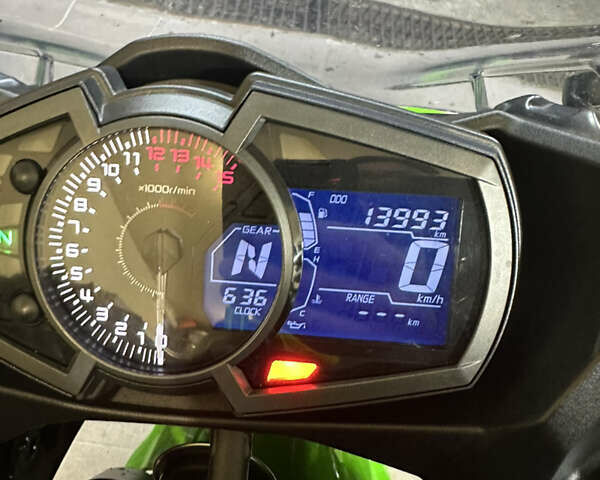 Зелений Кавасакі Ninja 400, об'ємом двигуна 0.4 л та пробігом 14 тис. км за 5500 $, фото 2 на Automoto.ua