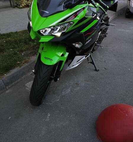 Зеленый Кавасаки Ninja 400, объемом двигателя 0.4 л и пробегом 19 тыс. км за 5700 $, фото 5 на Automoto.ua